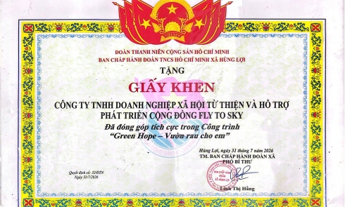 Fly To Sky nhận 2 giấy ghi nhận cho công trình “Green Hope – Vườn rau cho em” tại Tuyên Quang