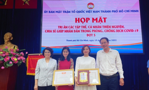 Chi nhánh Thành phố Hồ Chí Minh được biểu dương tại Họp mặt Tri ân các tập thể, cá nhân thiện nguyện chia sẻ giúp nhân dân trong phòng, chống dịch Covid-19 Thành phố Hồ Chí Minh