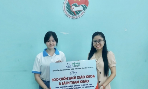 Chương trình Đổi sách lấy cây tặng 1000 cuốn sách đồng hành cùng các em học sinh có hoàn cảnh khó khăn trên địa bàn thành phố Hồ Chí Minh